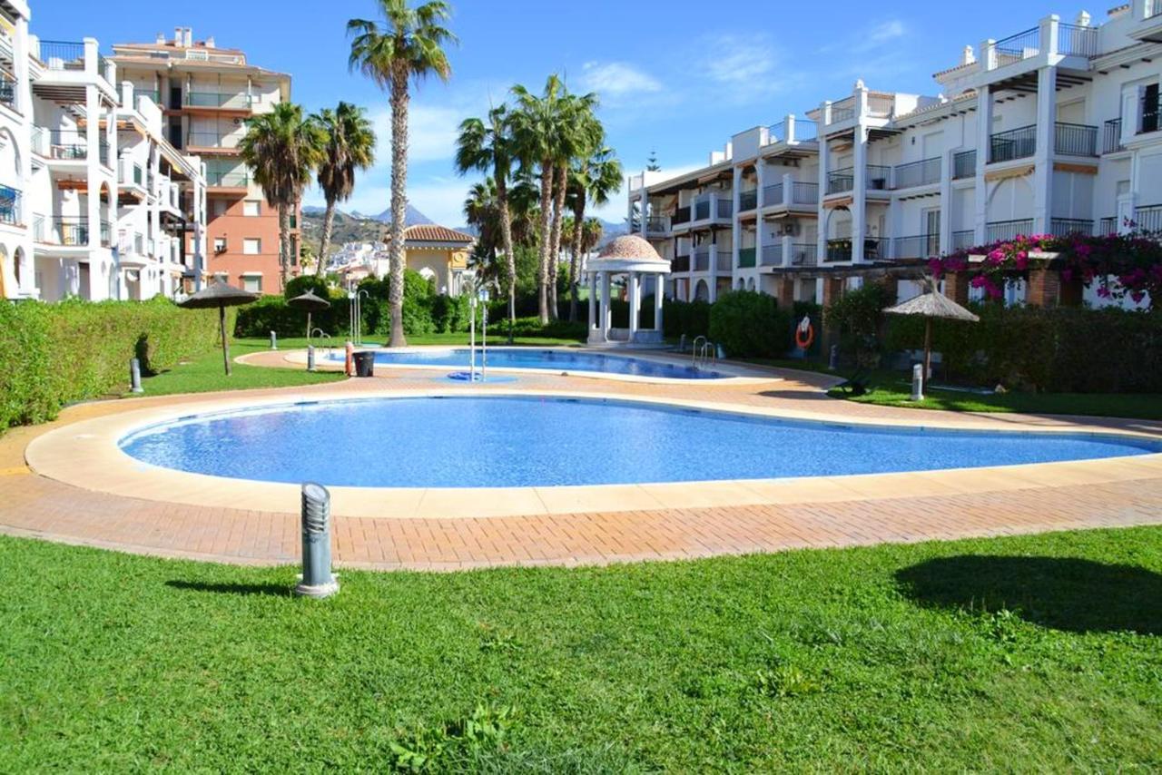 Elegant Apartment Torrox 58M² + Pool Exterior photo